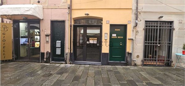 locale commerciale in affitto a Rapallo