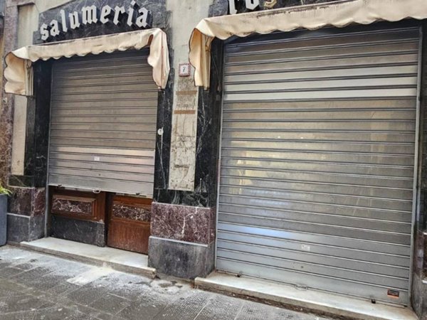 negozio in affitto a Rapallo