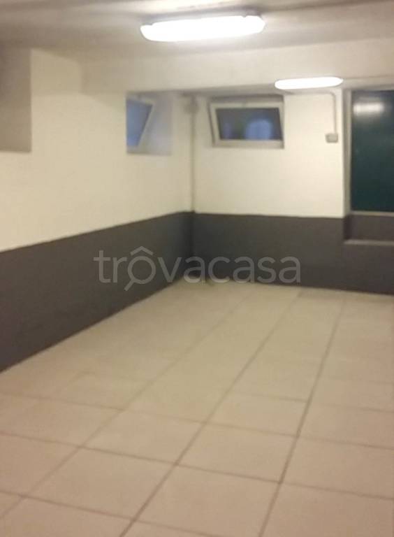 locale commerciale in affitto a Rapallo