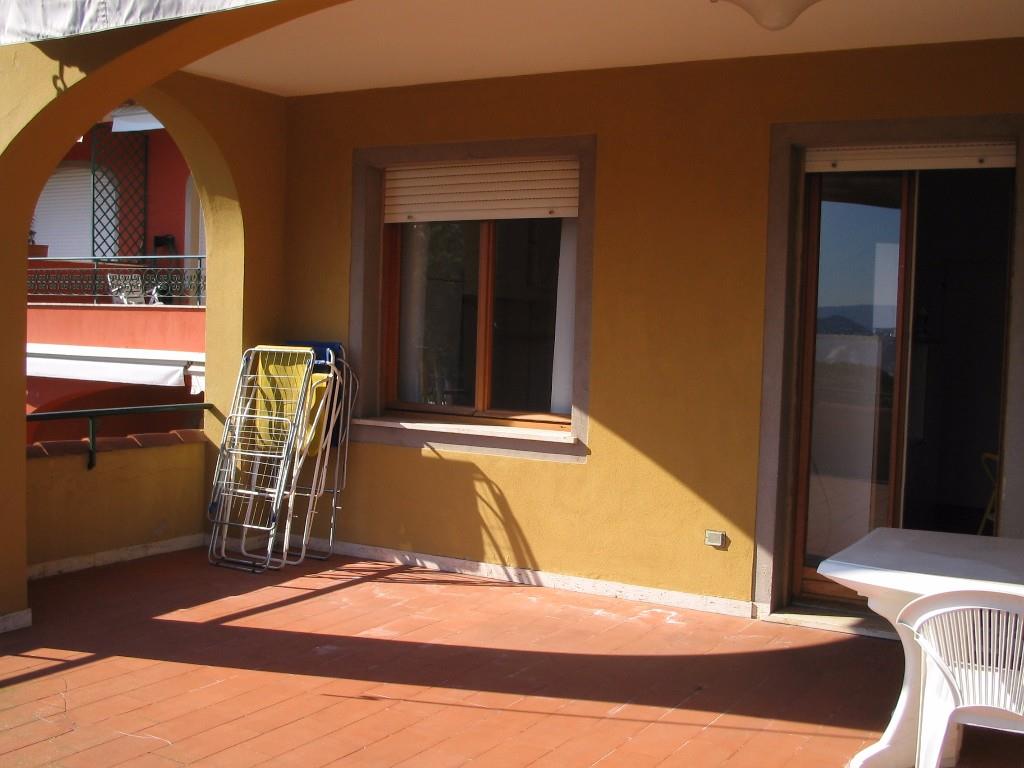 appartamento in affitto a Rapallo in zona San Michele di Pagana