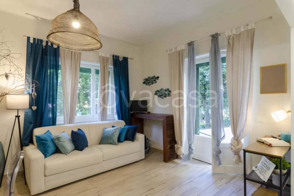 appartamento in affitto a Rapallo in zona San Michele di Pagana