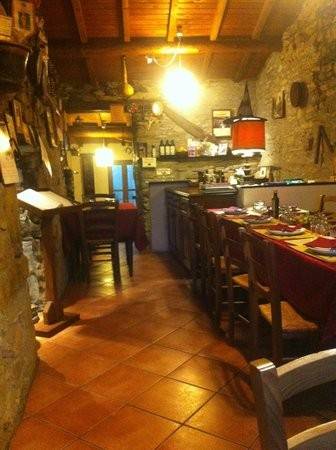 negozio in affitto a Rapallo