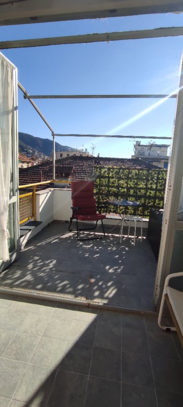 appartamento in affitto a Rapallo in zona San Michele di Pagana