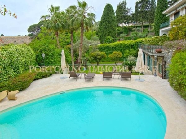 casa indipendente in affitto a Rapallo in zona San Michele di Pagana