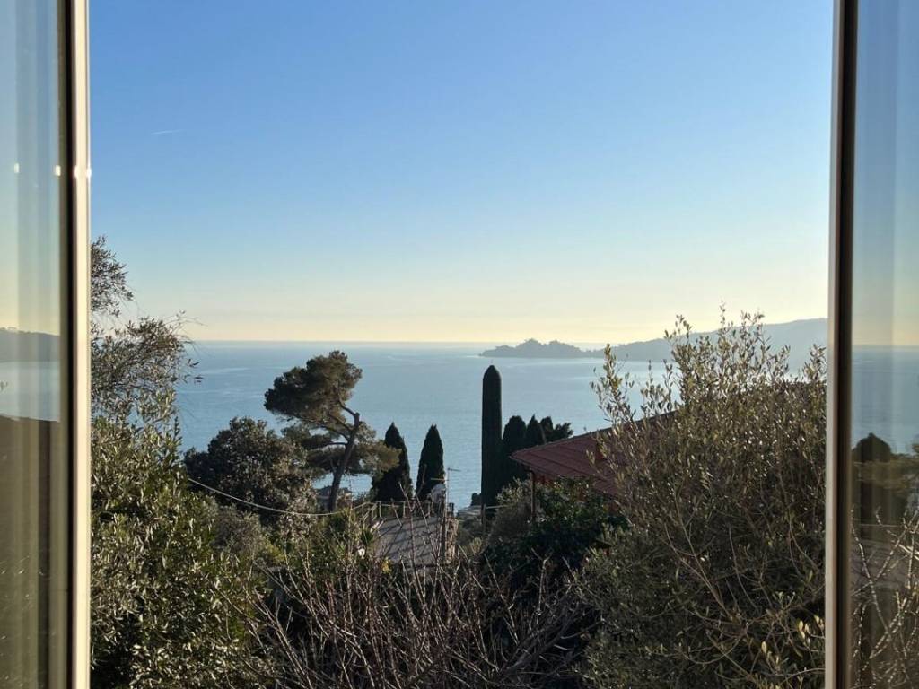 casa indipendente in affitto a Rapallo in zona San Michele di Pagana