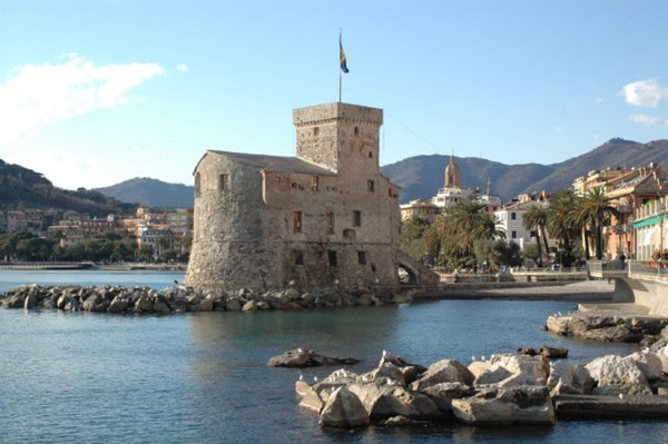 casa indipendente in affitto a Rapallo in zona San Michele di Pagana