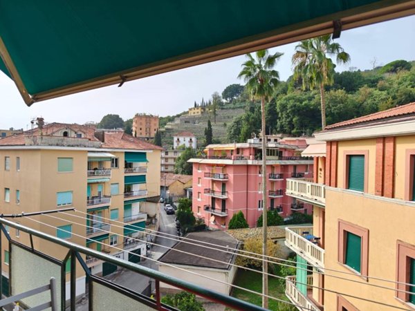 appartamento in affitto a Rapallo in zona San Michele di Pagana