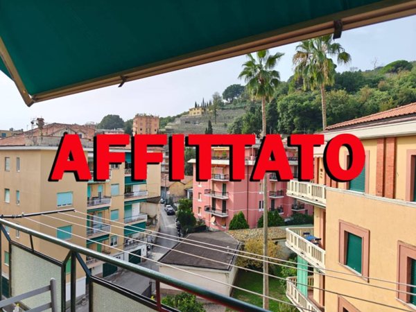 appartamento in affitto a Rapallo in zona San Michele di Pagana