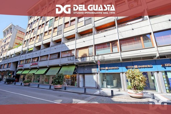 locale commerciale in affitto a Rapallo