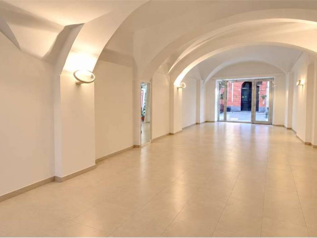 negozio in affitto a Rapallo