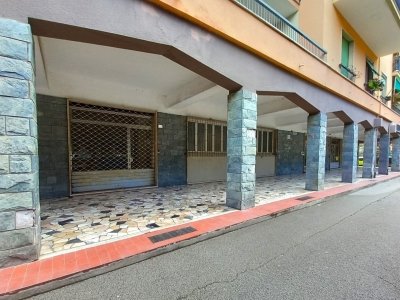 negozio in affitto a Recco