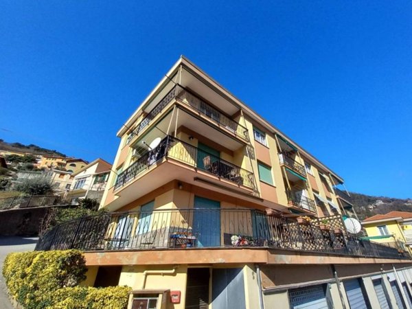 appartamento in affitto a Recco