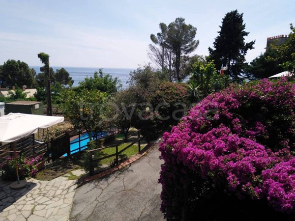 appartamento in affitto a Recco