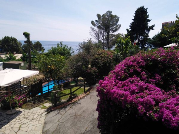 appartamento in affitto a Recco in zona Polanesi