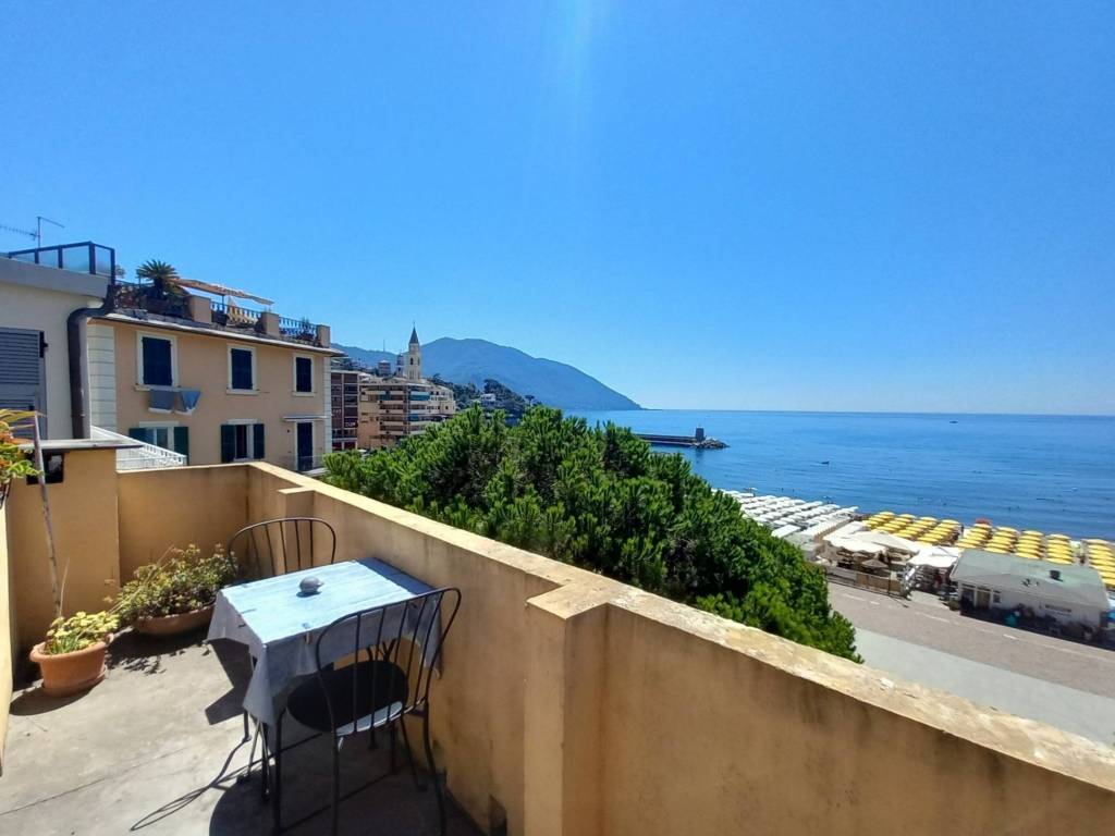 appartamento in affitto a Recco in zona Polanesi