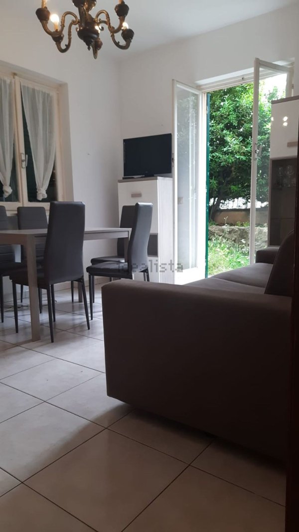 appartamento in affitto a Recco