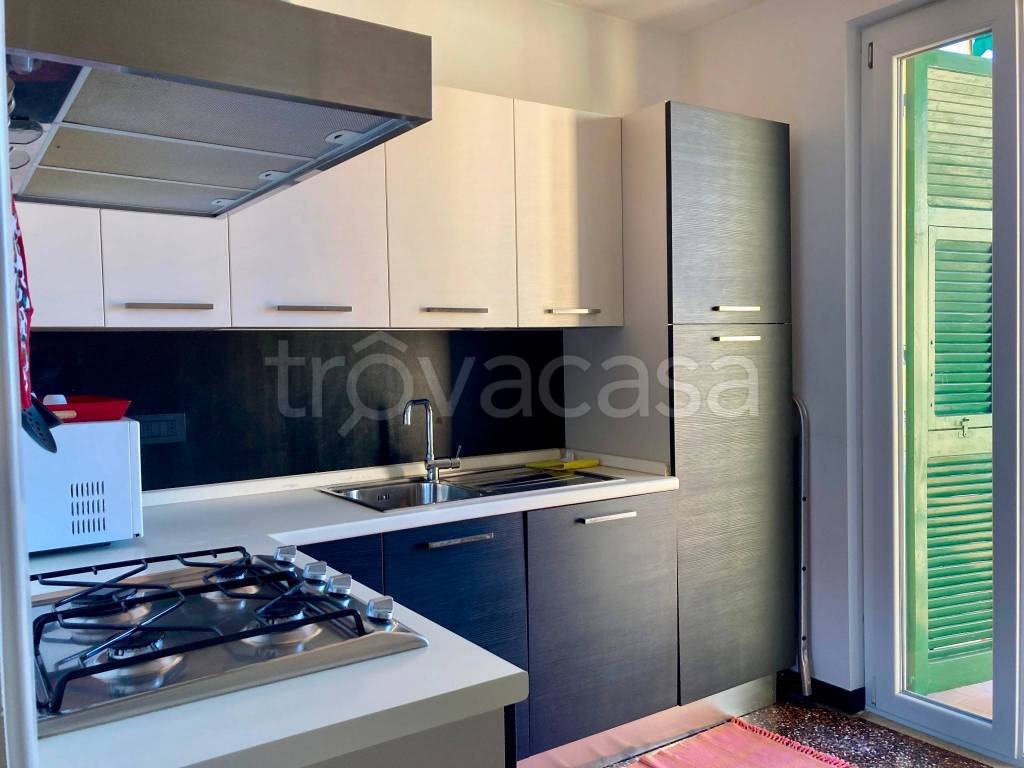 appartamento in affitto a Recco