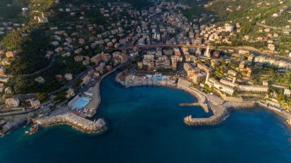 negozio in affitto a Recco