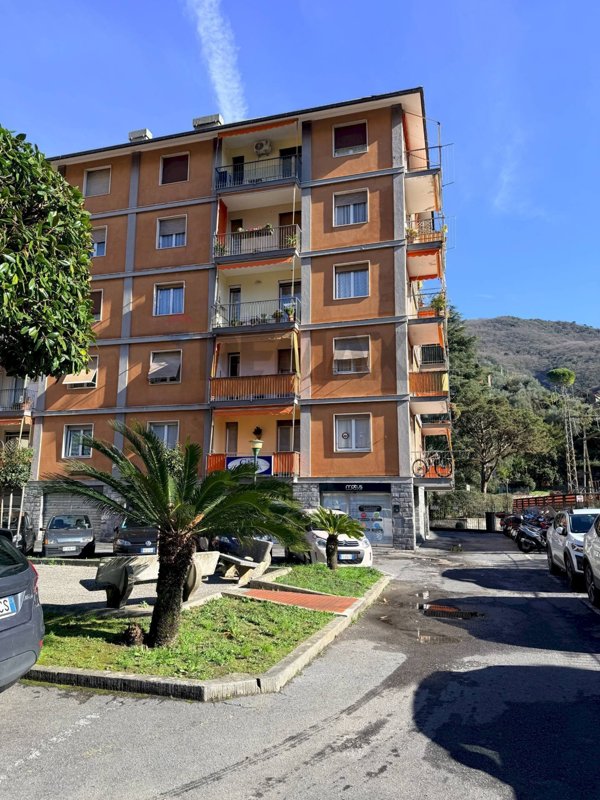 appartamento in affitto a Recco