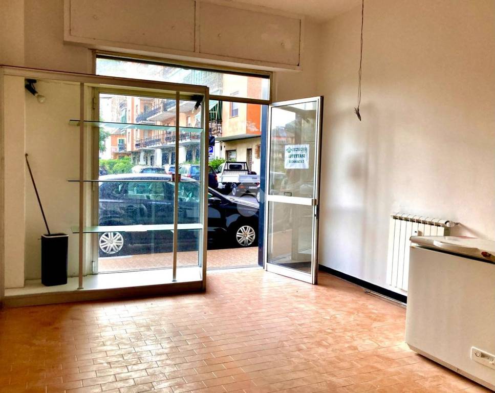 negozio in affitto a Recco
