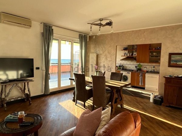 appartamento in affitto a Recco