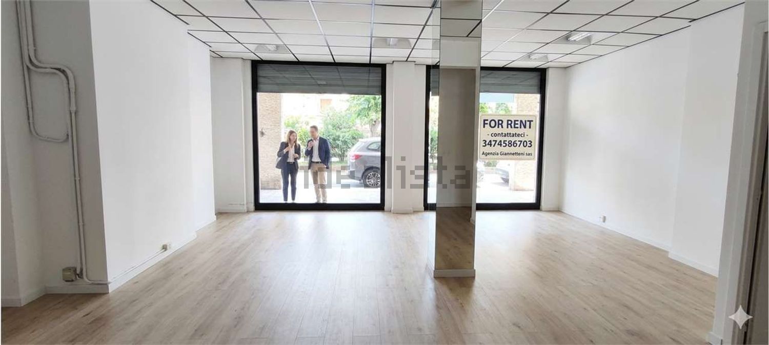 ufficio in affitto a Recco