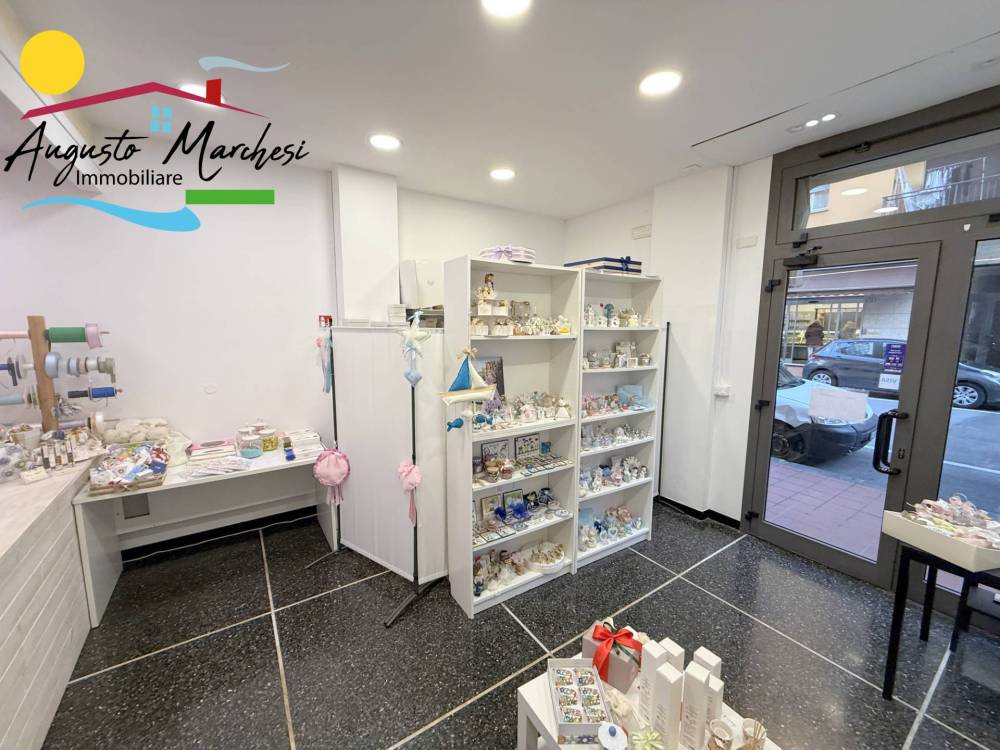 locale commerciale in affitto a Recco in zona Megli