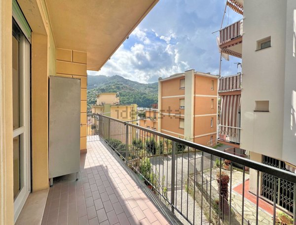 appartamento in affitto a Recco in zona Megli