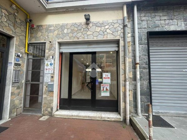 negozio in affitto a Recco in zona Megli