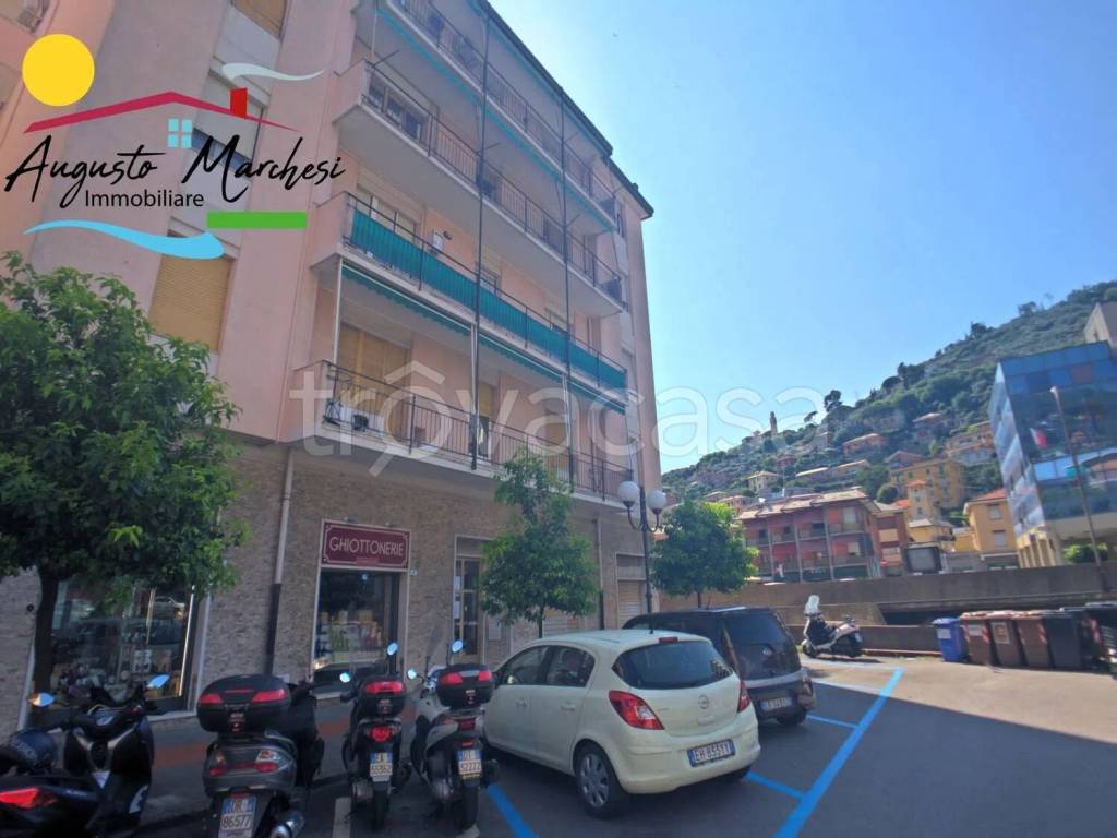 appartamento in affitto a Recco in zona Megli
