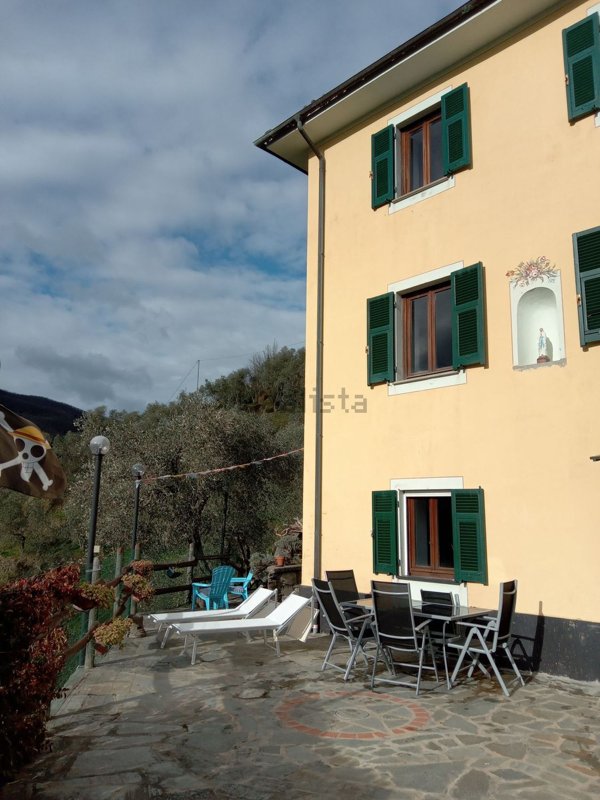 casa indipendente in affitto a San Colombano Certenoli