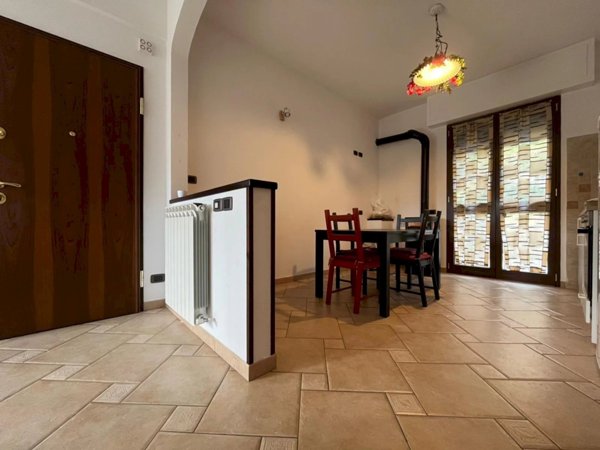 appartamento in affitto a San Colombano Certenoli