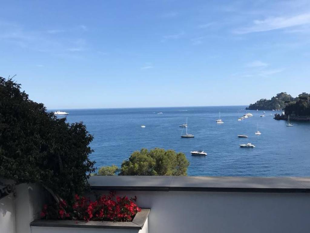 appartamento in affitto a Santa Margherita Ligure in zona Paraggi