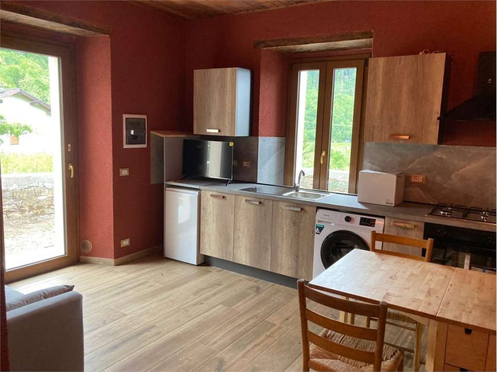 casa indipendente in affitto a Santo Stefano d'Aveto
