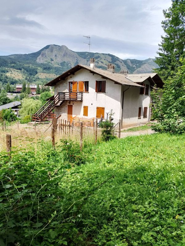 appartamento in affitto a Santo Stefano d'Aveto in zona Alpicella d'Aveto