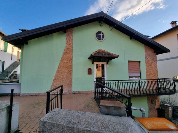 appartamento in affitto a Savignone