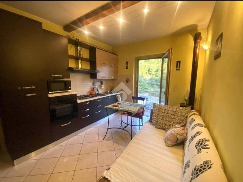 appartamento in affitto a Serra Riccò in zona Pedemonte