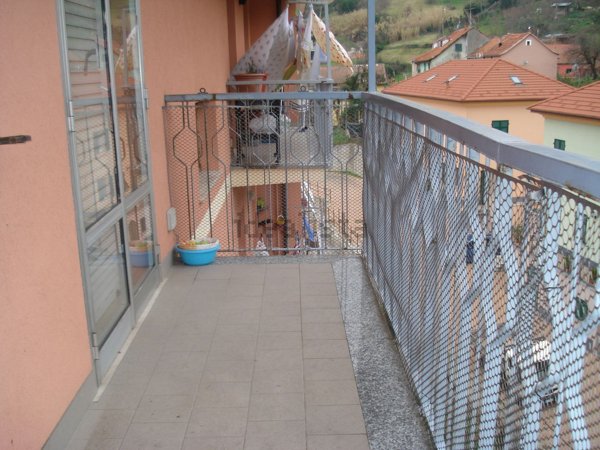 appartamento in affitto a Serra Riccò in zona Serra