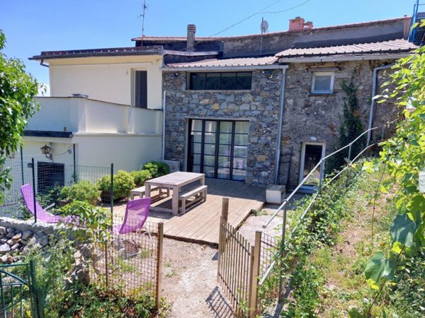 casa indipendente in affitto a Sestri Levante in zona Cascine di Sotto