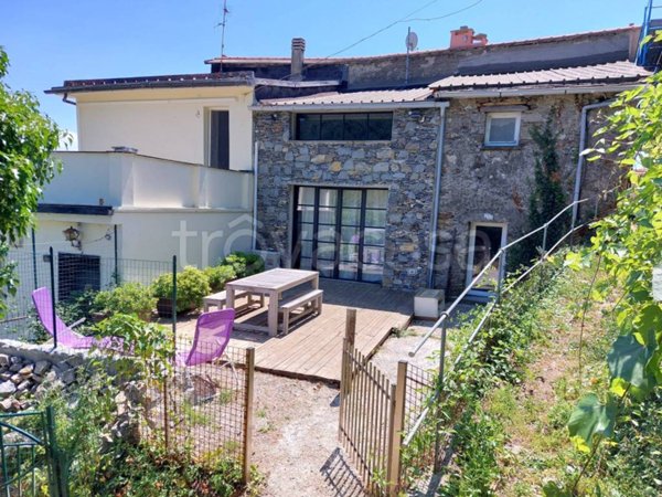 appartamento in affitto a Sestri Levante in zona Cascine di Sotto