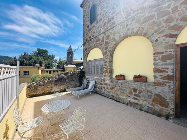 appartamento in affitto a Sestri Levante
