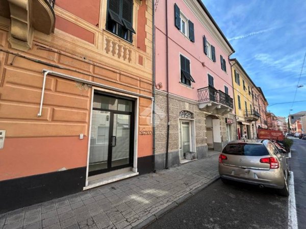 negozio in affitto a Sestri Levante