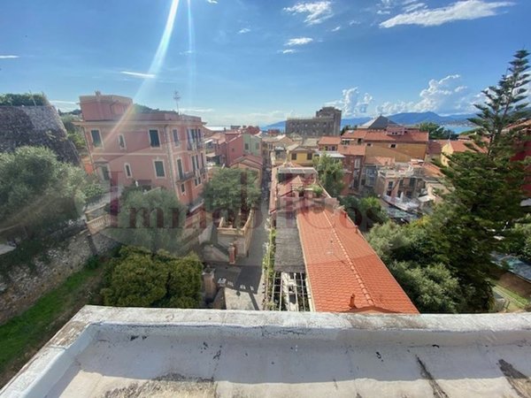 appartamento in affitto a Sestri Levante