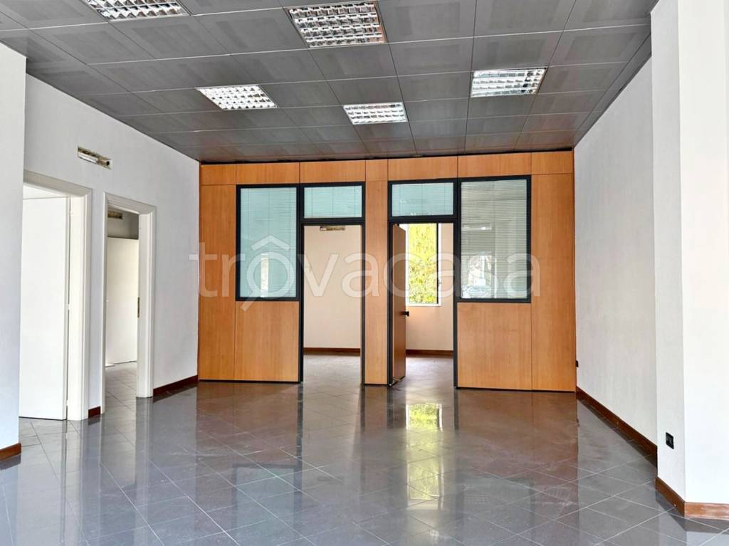 negozio in affitto a Sestri Levante