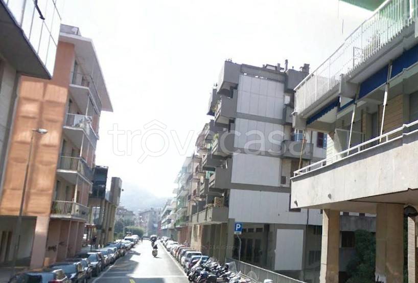 locale commerciale in affitto a Sestri Levante