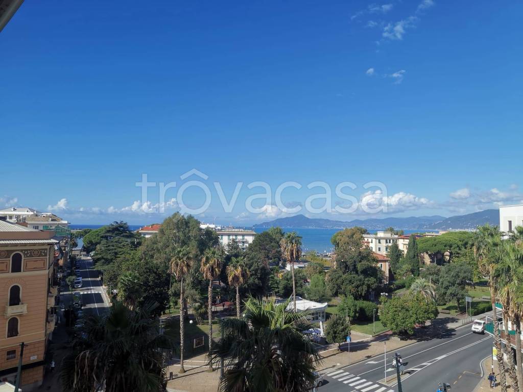 appartamento in affitto a Sestri Levante