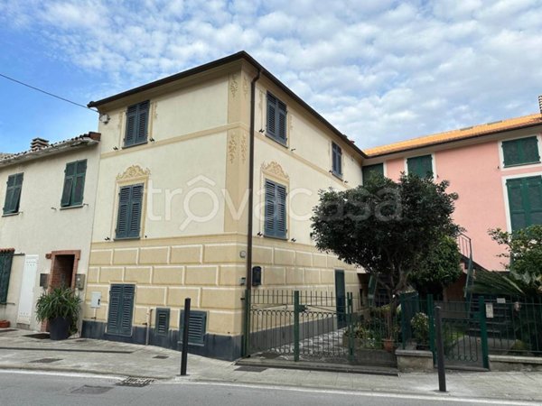 appartamento in affitto a Sestri Levante in zona Santo Stefano