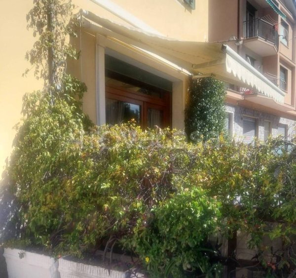 negozio in affitto a Sori