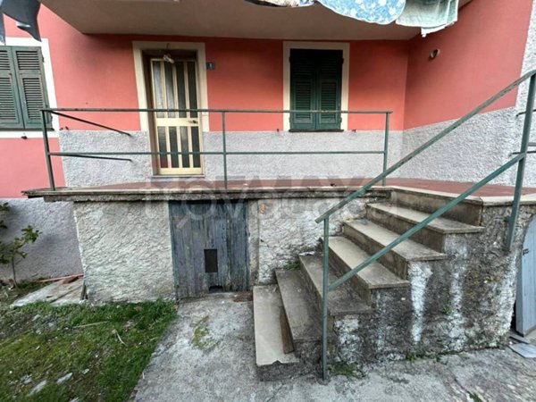 casa indipendente in affitto ad Uscio