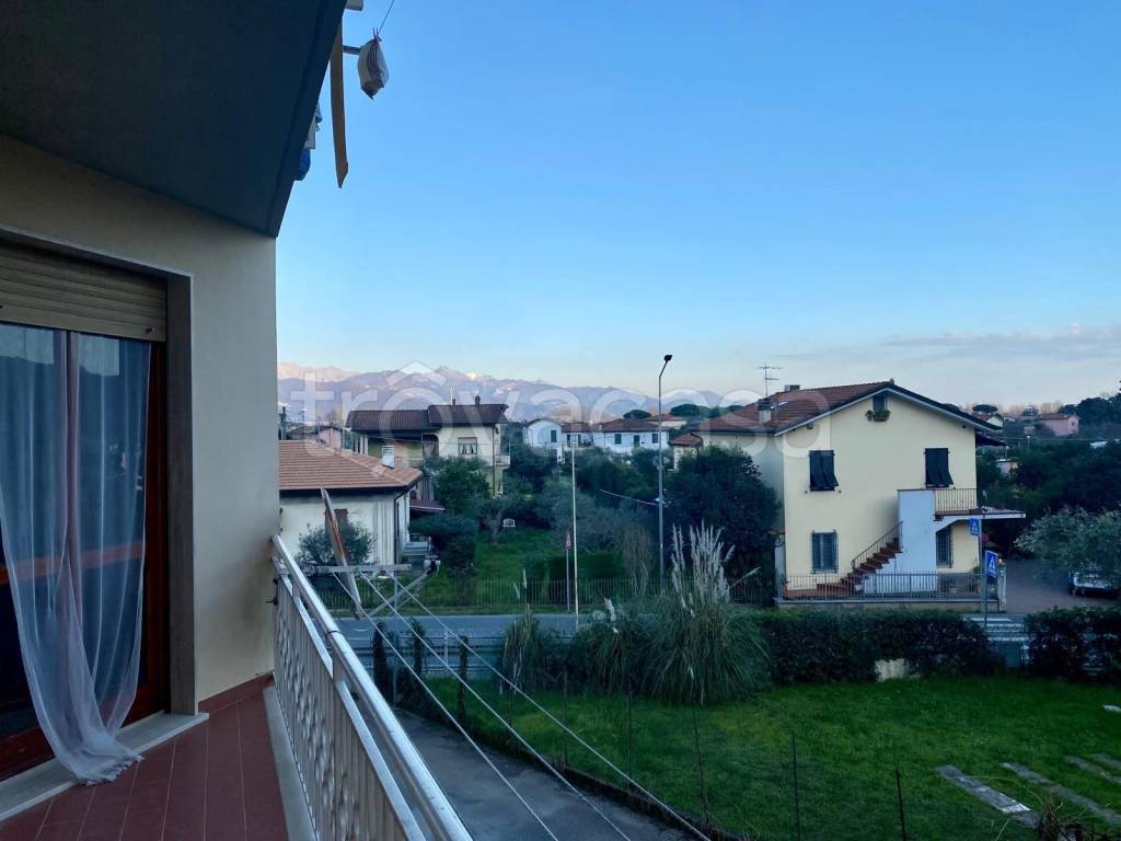 appartamento in affitto ad Ameglia